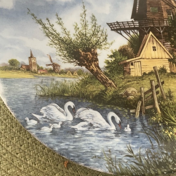 Vintage 7” Dutch Porcelain Plate Windmill Swan Royal Schwabap 1984 - Picture 4 of 4